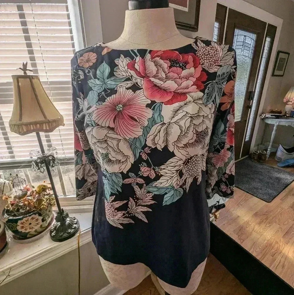 Charter Club Women's Floral Top Size L - Picture 1 of 16